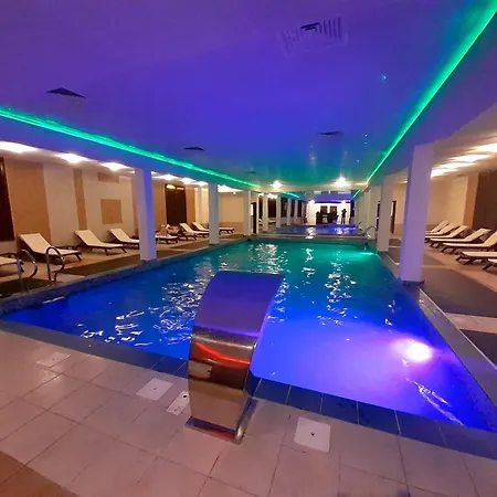 Elegant In Location - & Relax By Flat Mаnager Lägenhet *